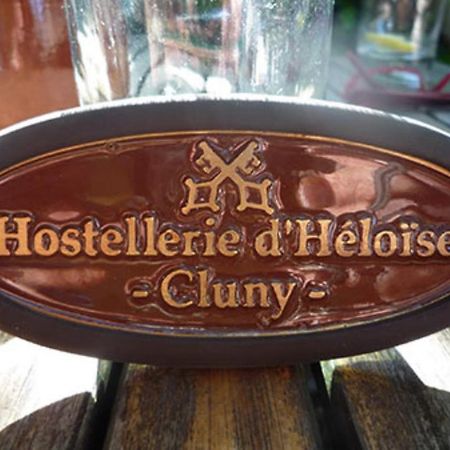 Hostellerie D'Heloise Logis Клюни Экстерьер фото